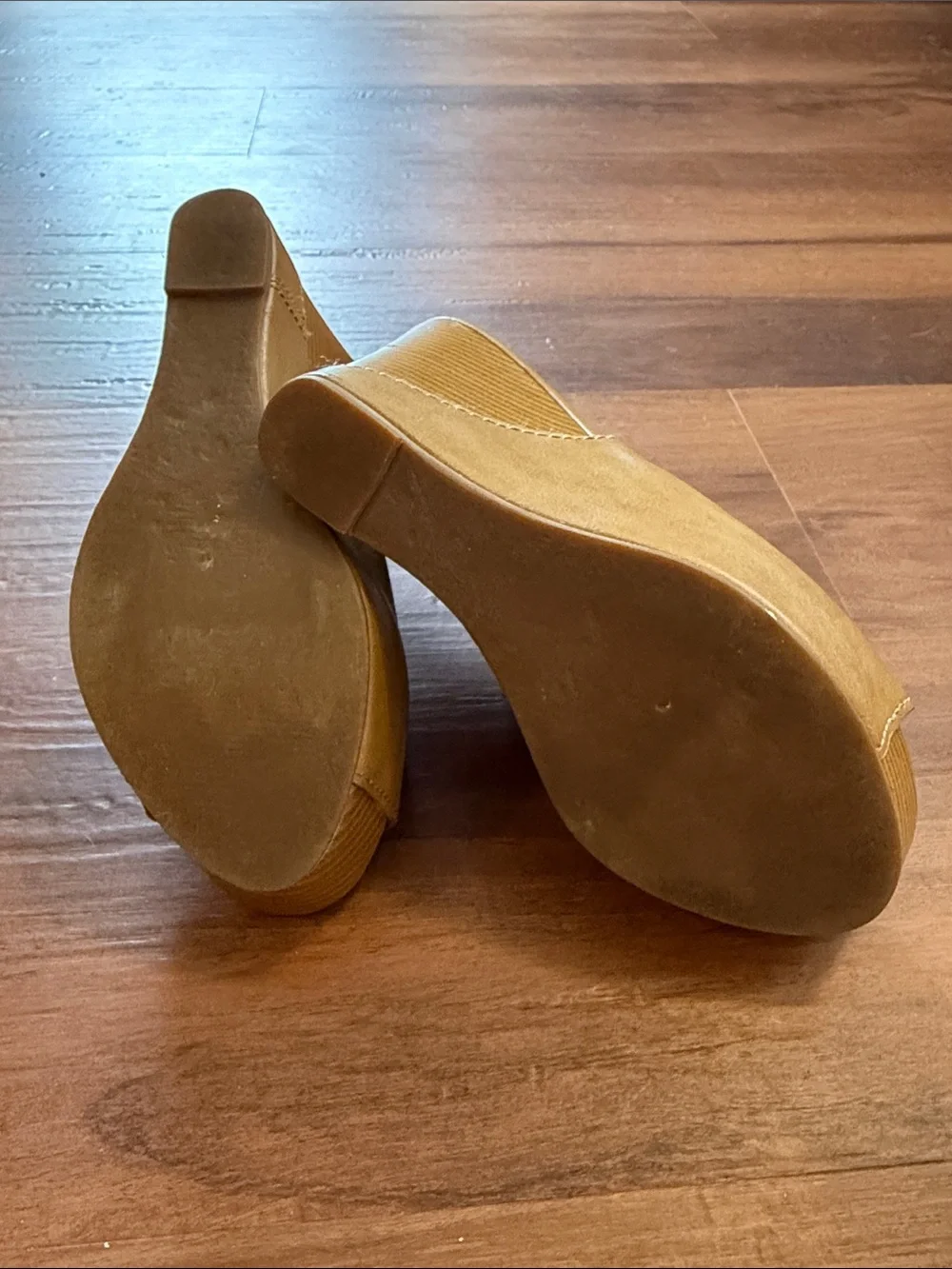 Leila Stone slingback wedge